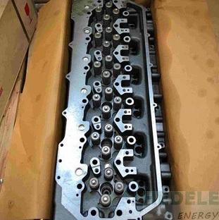 305-0617: Cylinder head assembly